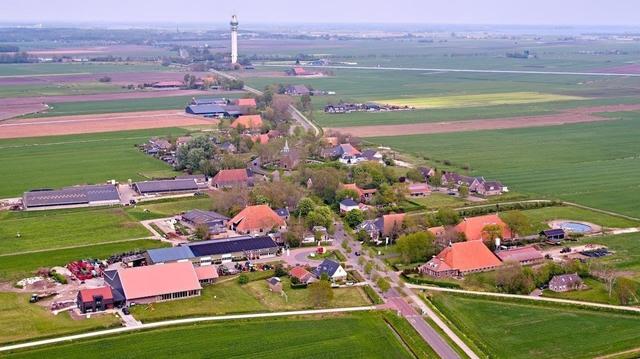 Omzetting boerderij naar recreatiebedrijf valt slecht bij buren in Tjerkgaast