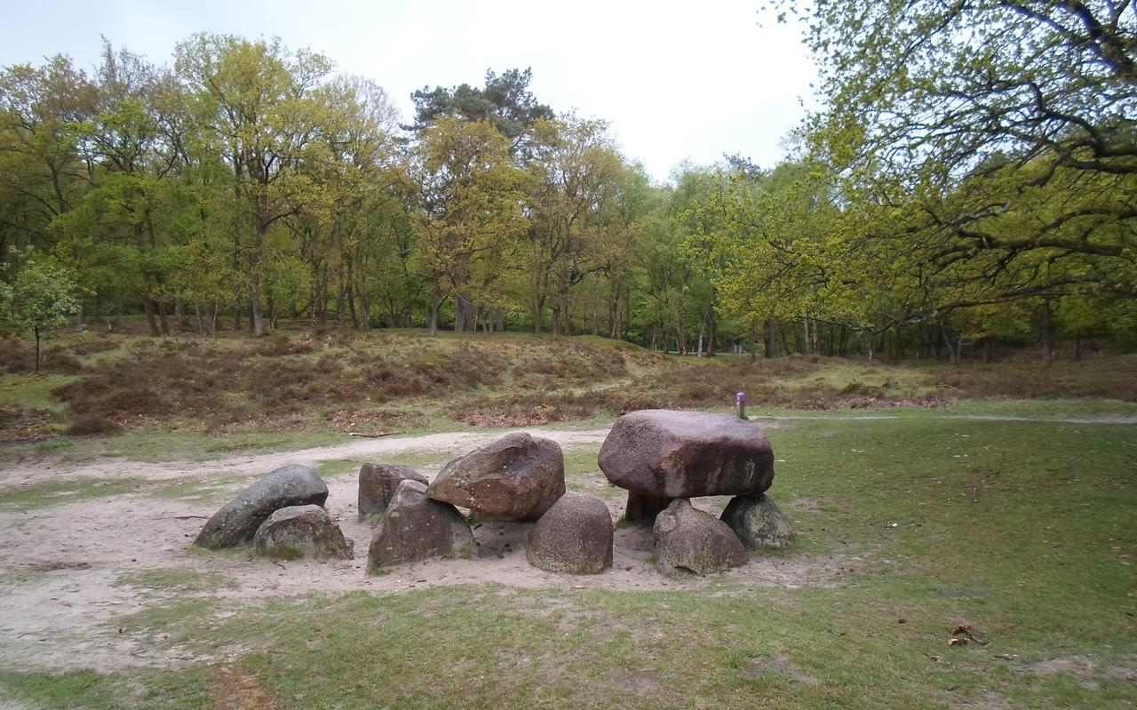 Hunebed op de Hondsrug in Drenthe Hunebed op de Hondsrug in Drenthe