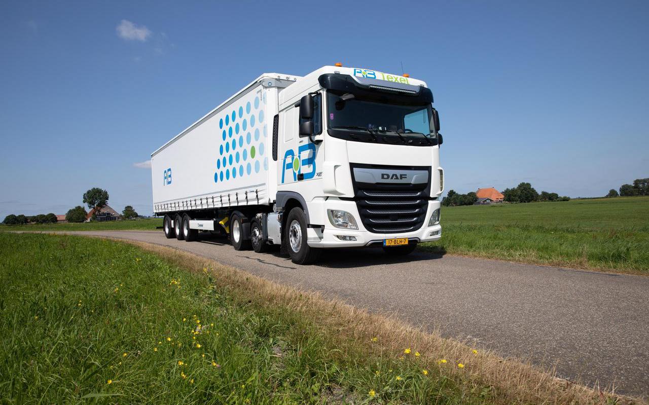 Een vrachtwagen van de AB Texel Group.