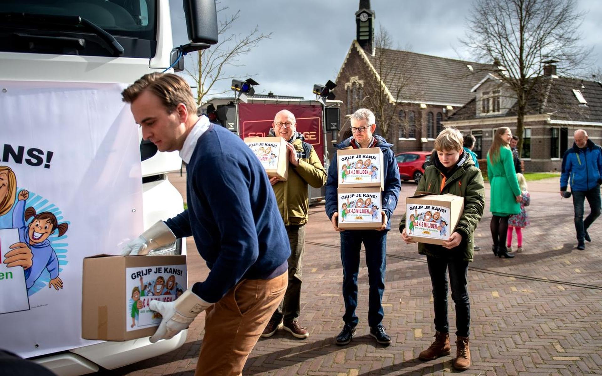 Wijnjewoude haalt truck met geld binnen voor aardgasvrije proeftuin - Friesch Dagblad