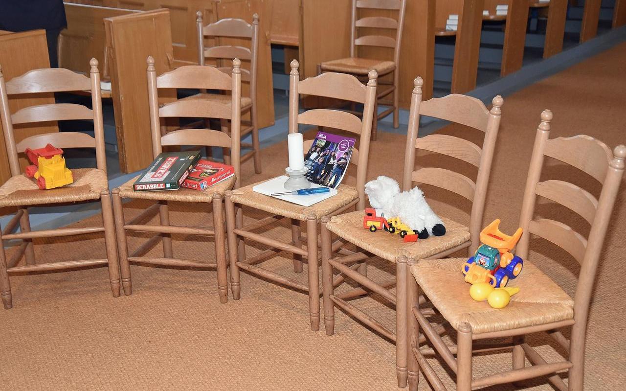 Smaak Beg klep Vijf lege kerkstoelen voor kinderen die buiten het pardon vallen - Friesch  Dagblad