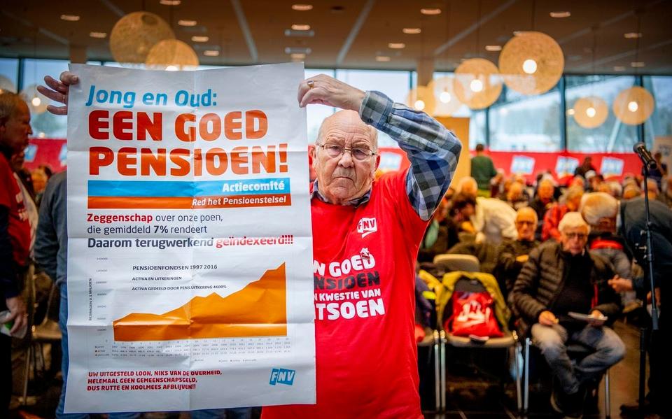 Vanaf vanochtend tot zaterdagmiddag kunnen leden van vakbond FNV stemmen over het concept-pensioenakkoord. CNV’ers kunnen hun ‘voor’ of ‘tegen’ tot vrijdagnacht kwijt.