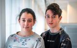 De twee Armeense kinderen Lili en Howick mochten in Nederland blijven terwijl ze waren uitgeprocedeerd.