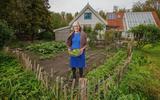 Gertrud van Leeuwen stelt haar duurzame tuin graag open voor bezichtiging.