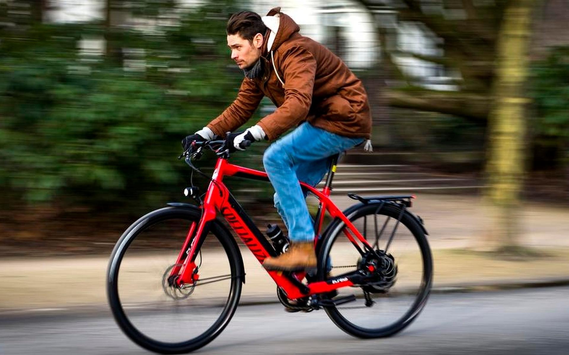 Fietsers: pimpen bestaande paden is niet genoeg - Friesch Dagblad