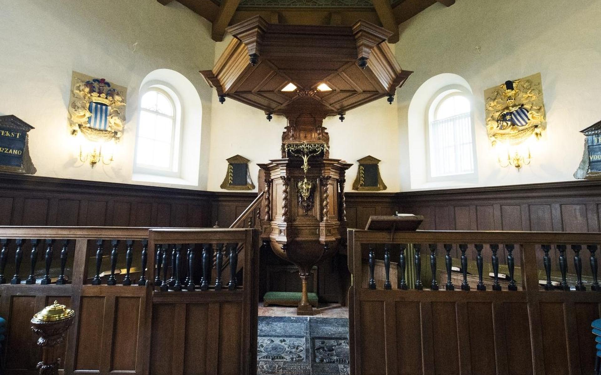 De preekstoel van Driezum kostte 275 gulden en 15 stuivers - Friesch Dagblad