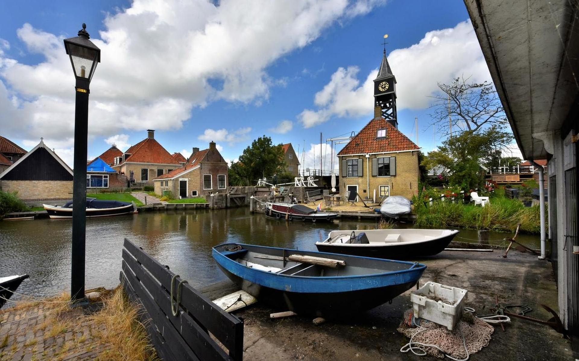 Zijn woningen in Hindeloopen voor Hylpers of ook voor toeristen? - Friesch Dagblad