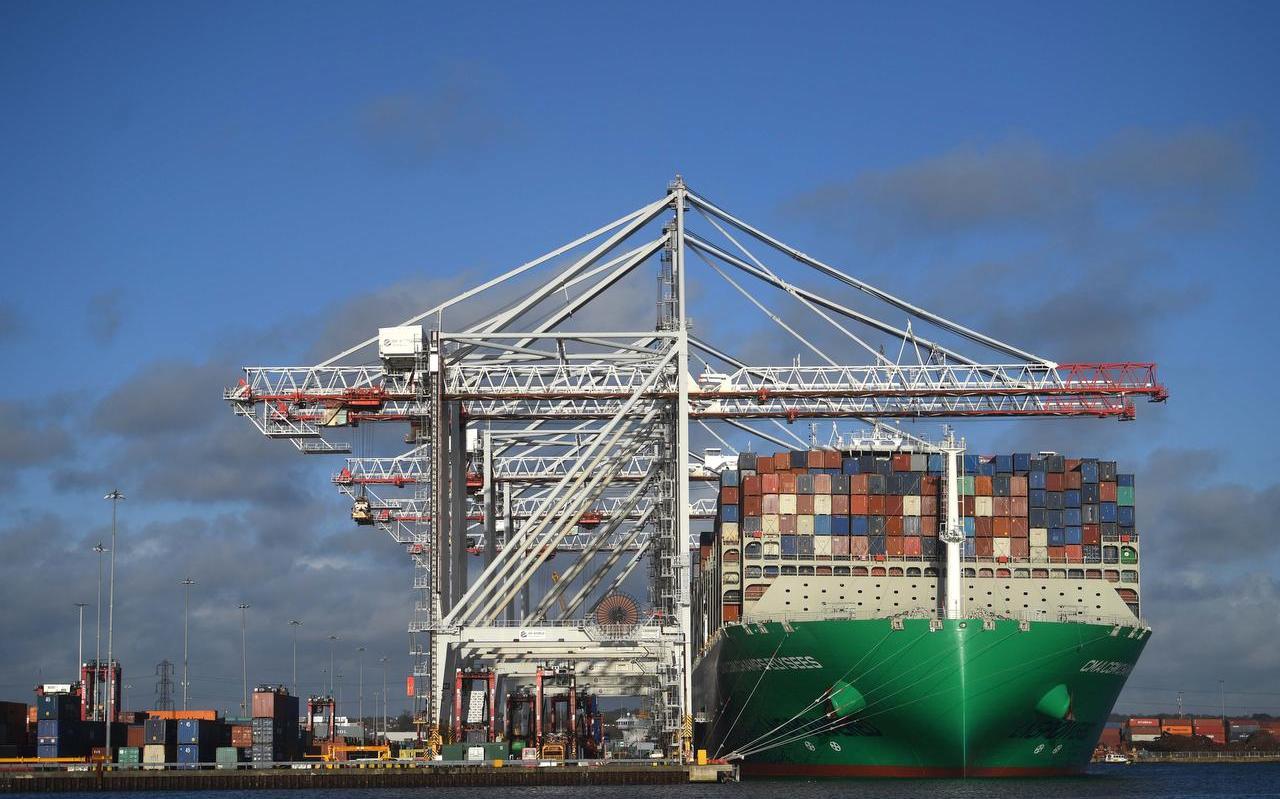 Containeroverslag in Southampton. Veel bedrijven aan beide zijden van Het Kanaal hebben in de afgelopen maanden met de groeiende brexitonzekerheid extra voorraden aangelegd.