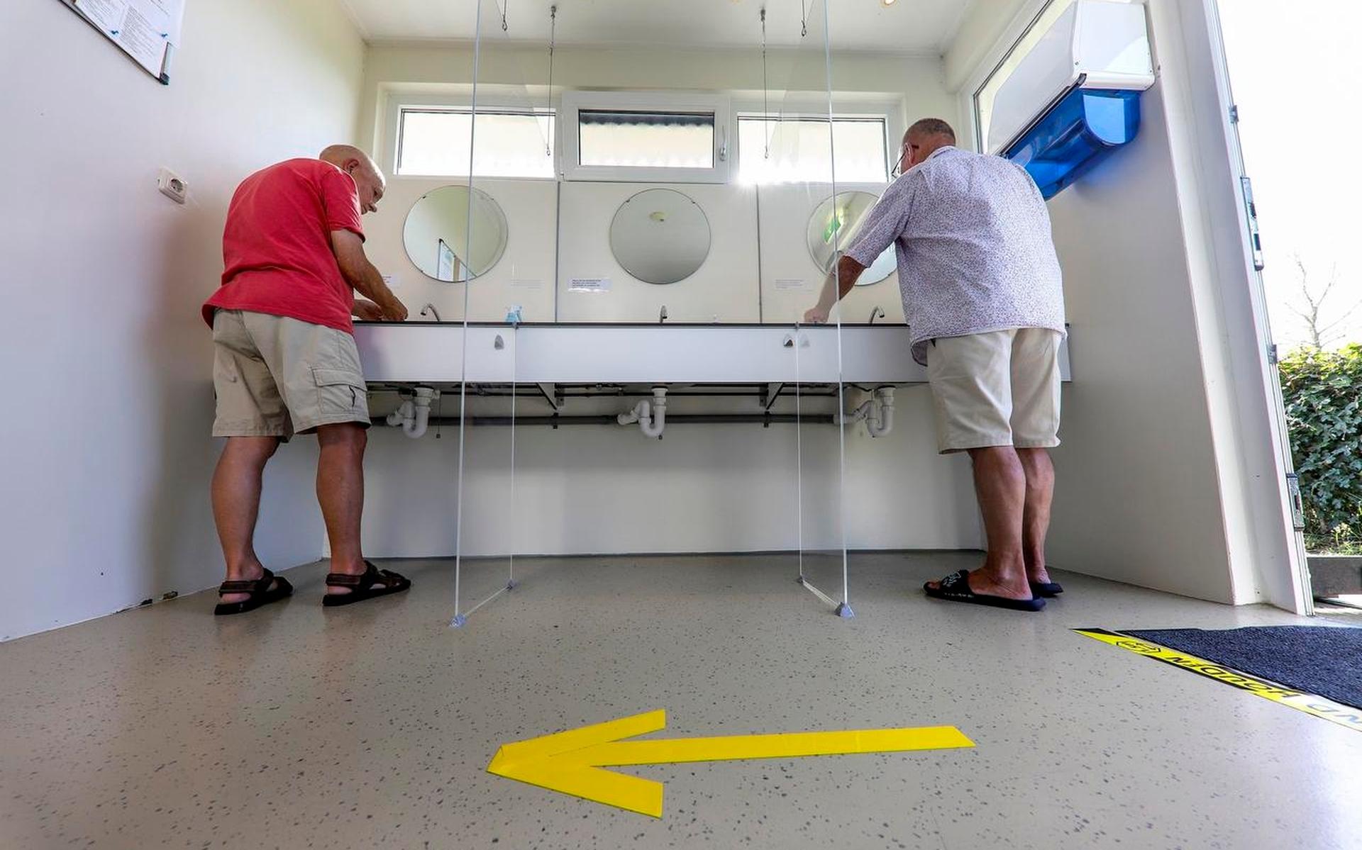 Campings en corona: kampeerder moet in spitsuur de douches mijden (en alle andere maatregelen op een