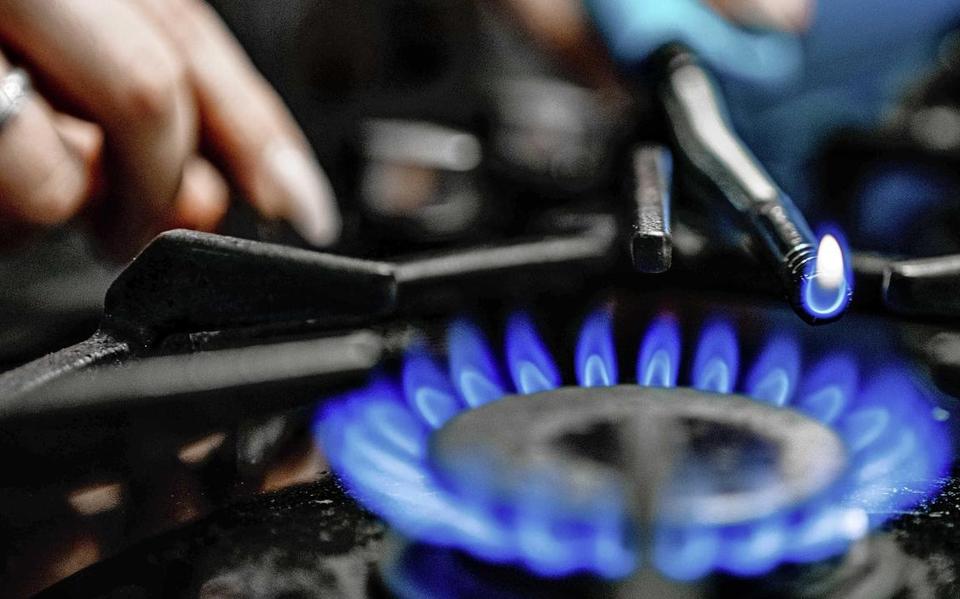Huishoudens besparen fors op hun energie.