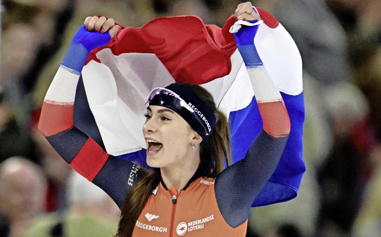 Femke Kok veroverde als eerste Nederlandse schaatsster de wereldtitel op 500 meter. 