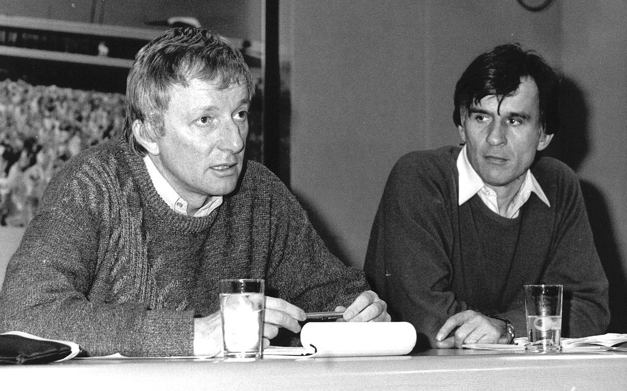 Mient Jan Faber, secretaris van het IKV en zijn collega Jan Ter Laak van Pax Christi in 1987