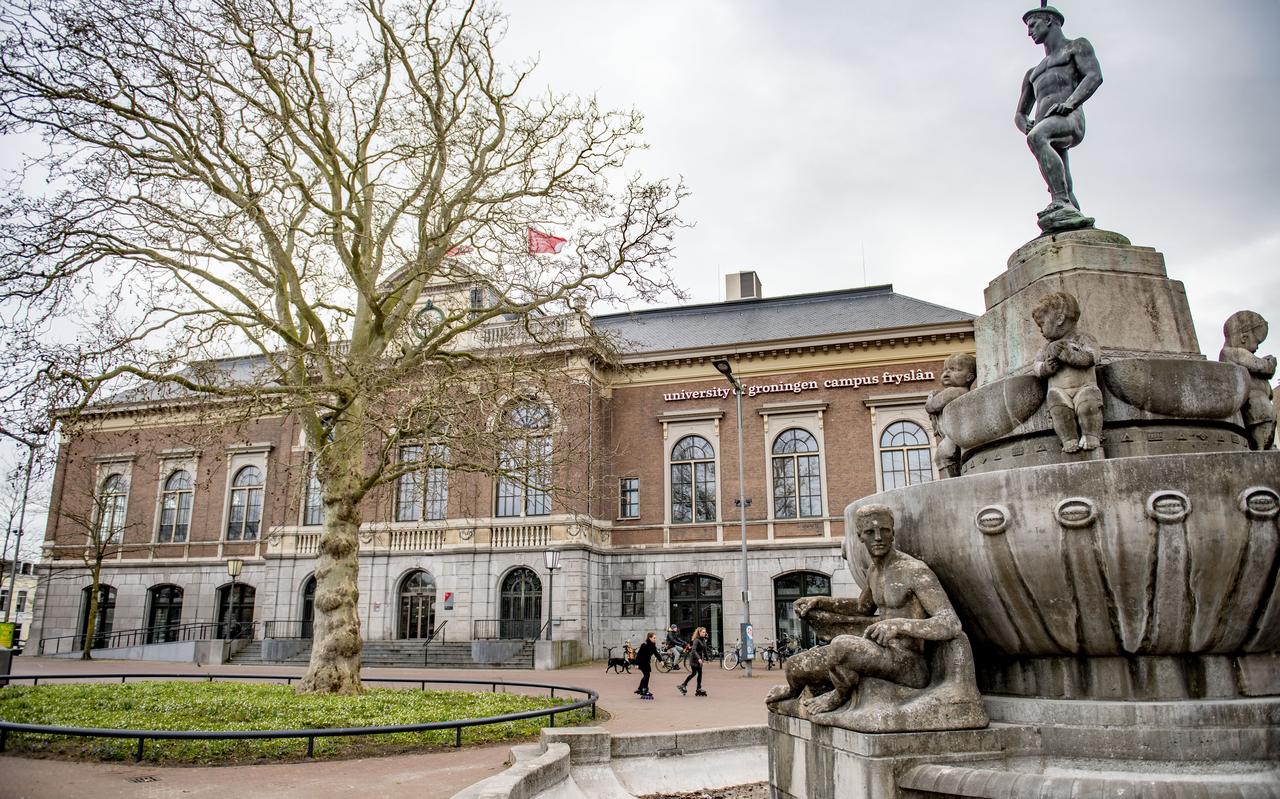 Campus Fryslân in Leeuwarden. Campus Fryslân in Leeuwarden.