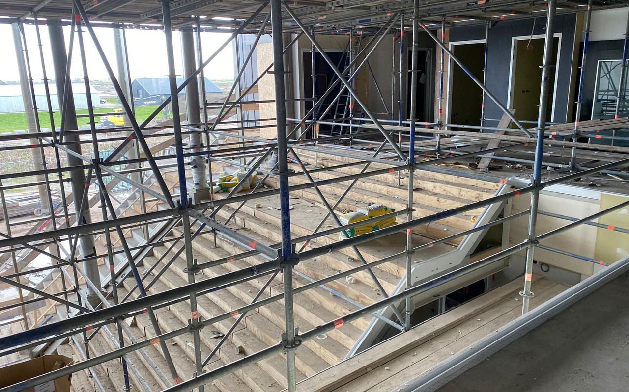 IKC Middelsee in aanbouw. Het gebouw bereikte onlangs het hoogste punt. IKC Middelsee in aanbouw. Het gebouw bereikte onlangs het hoogste punt.