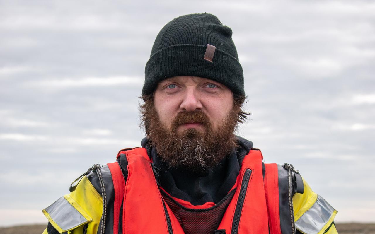 Maarten van Asselt, schipper bij KNRM-post Terschelling West. Maarten van Asselt, schipper bij KNRM-post Terschelling West.