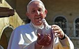 Paus Franciscus in maart 2021, bij een bezoek aan Mosul in Irak.