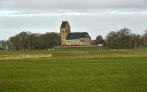 De kerk van Wânswert, een van de twaalf Friese monumenten die een subsidie heeft gekregen. Voor het uurwerk, aandrijfwerk en wijzerplaten van de kerk van Wânswert kreeg de gemeente Noardeast-Fryslân 13.628 euro subsidie. 