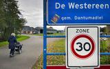 Met het dorp als 30 kilometerzone is het prima dat de bus het centrum van De Westereen mijdt. Maar de halte bij het station moet wel blijven. 