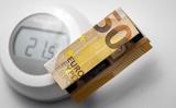 Met de thermostaat een graadje lager valt geld te besparen. 