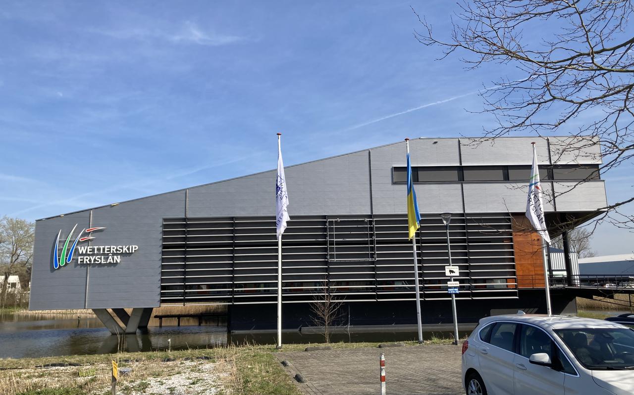 Het hoofdkantoor van Wetterskip Fryslân in Leeuwarden, april 2022.
