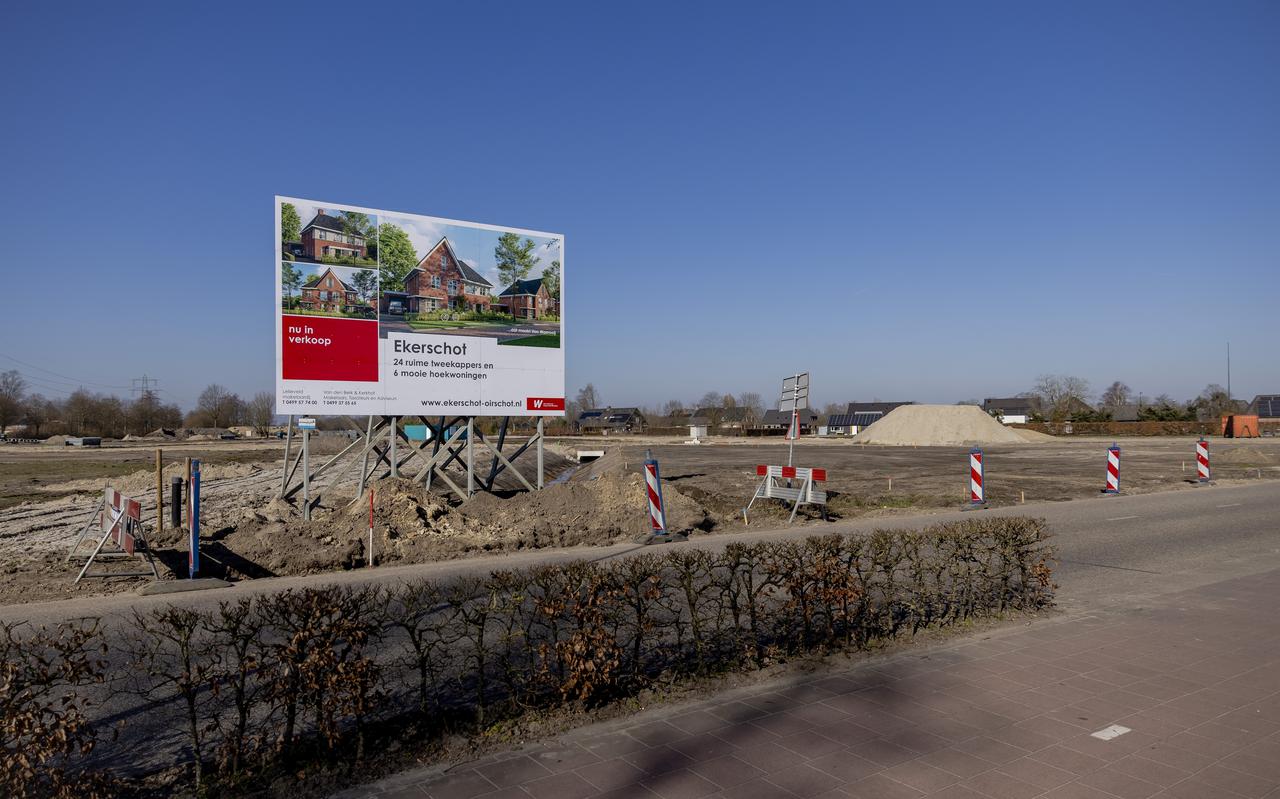 Braakliggend terrein voor een toekomstige woonwijk in Noord-Brabant. In die provincie worden met het oog op stikstofnormen geen vergunningen meer verleend.
