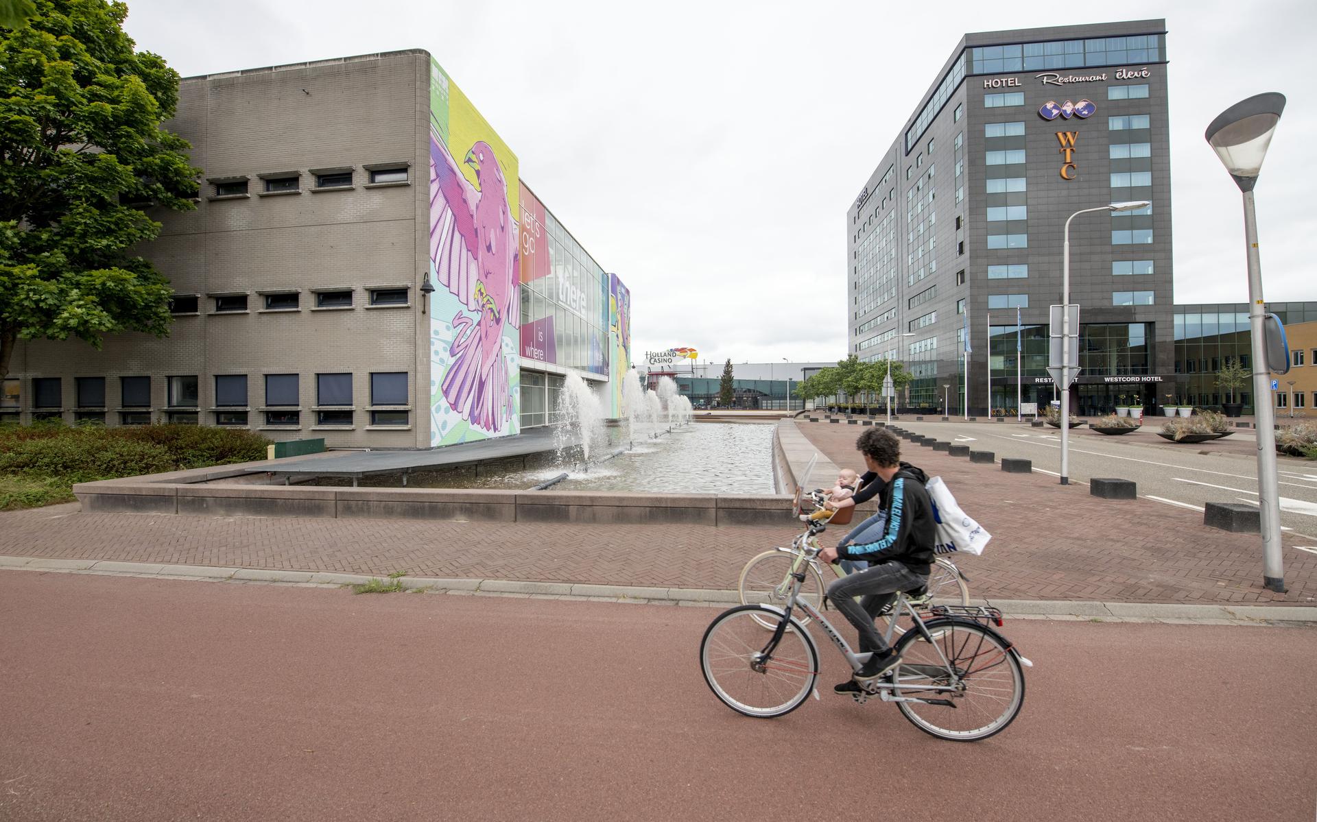 Noodopvang Heliconstate gaat zestien dagen later open vanwege leveringsproblemen, WTC is voor het ee