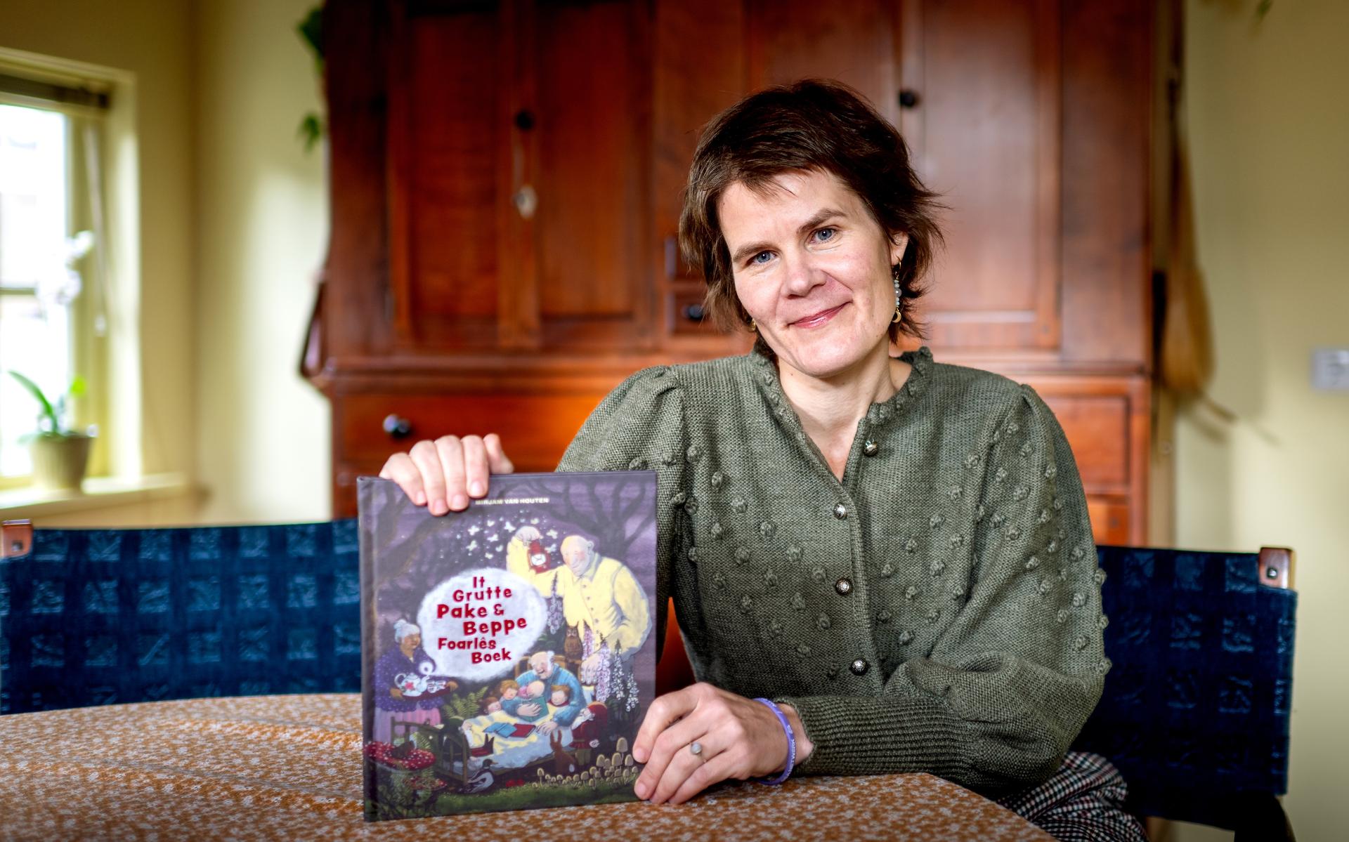 Mirjam van Houten maakte haar vierde boek voor pakes en beppes, maar