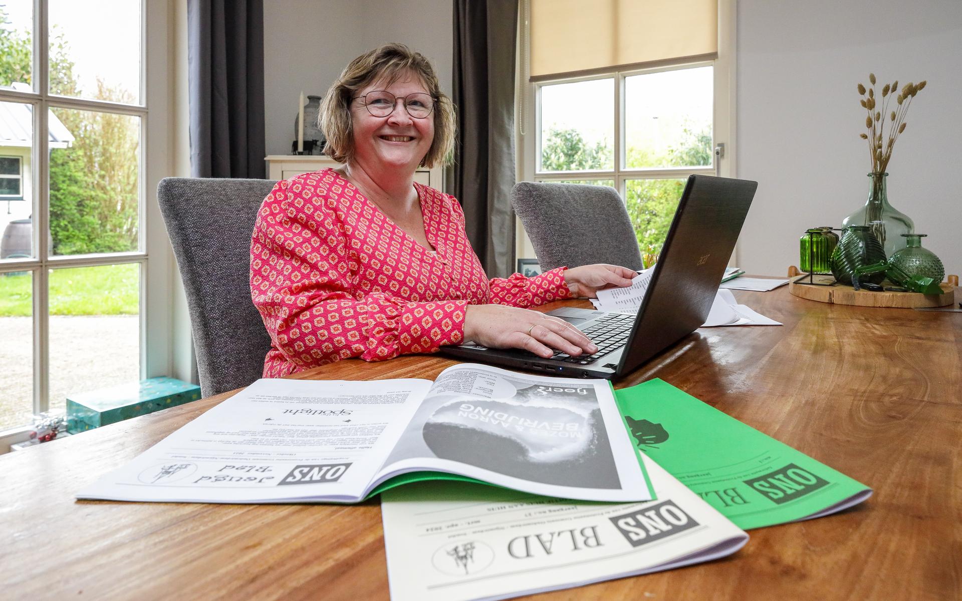 Ook de mensen die zijn verhuisd, staan in het kerkblad. Zodat niemand hen vergeet | Kerkvrijwilliger