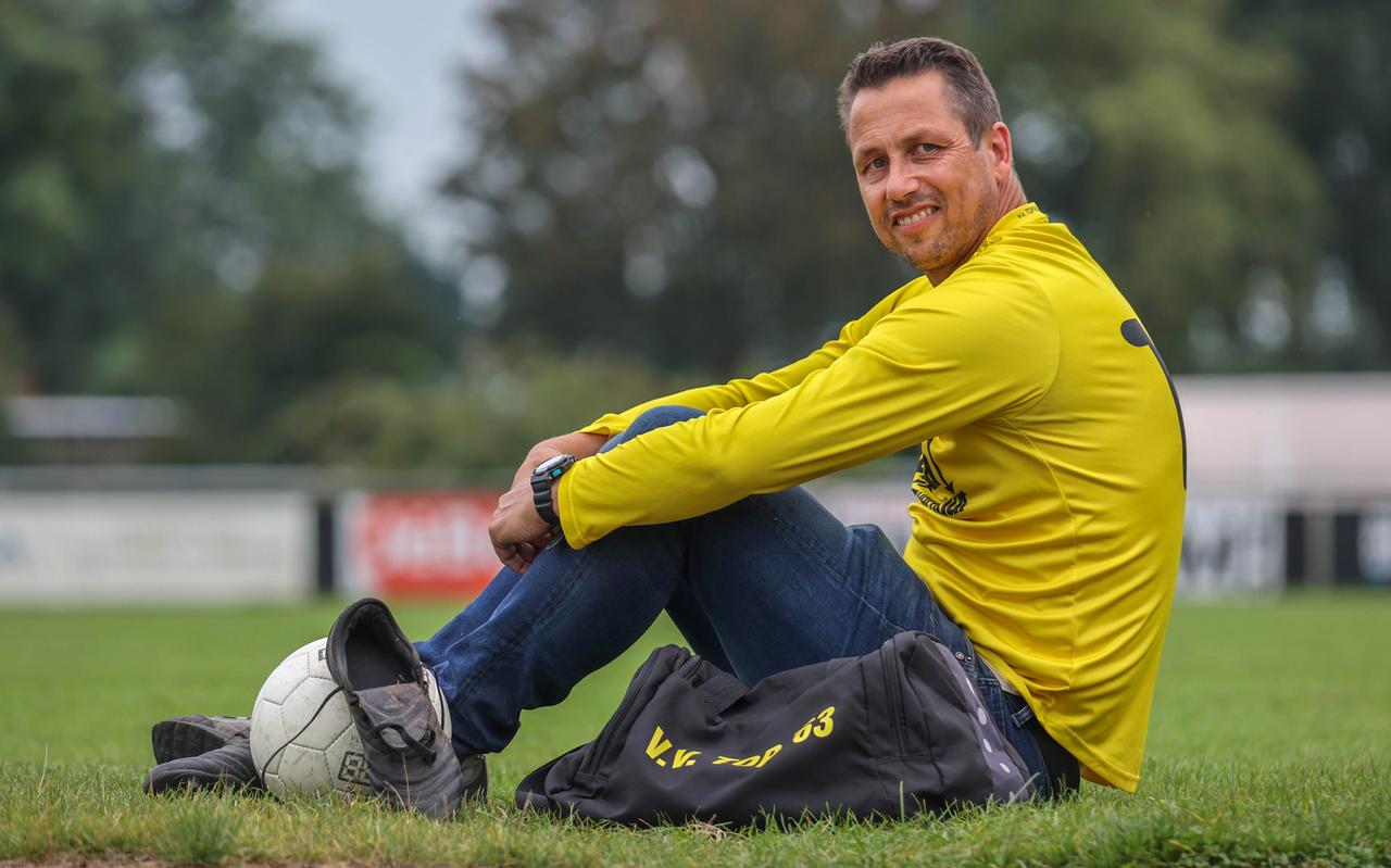Goalgetter Atze Atsma neemt afscheid bij TOP'63. Goalgetter Atze Atsma neemt afscheid bij TOP'63.