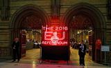 Het stadhuis van Manchester op de avond van het brexit-referendum in 2016. 