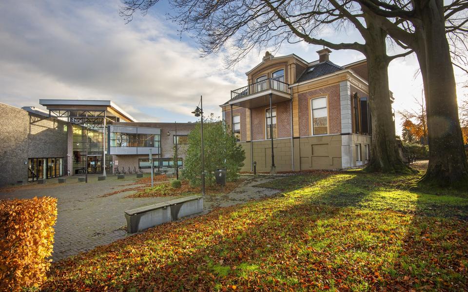 Gemeentehuis Achtkarspelen in Buitenpost. 