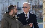 Biden op bezoek bij Zelensky in Kyiv, 20 februari.