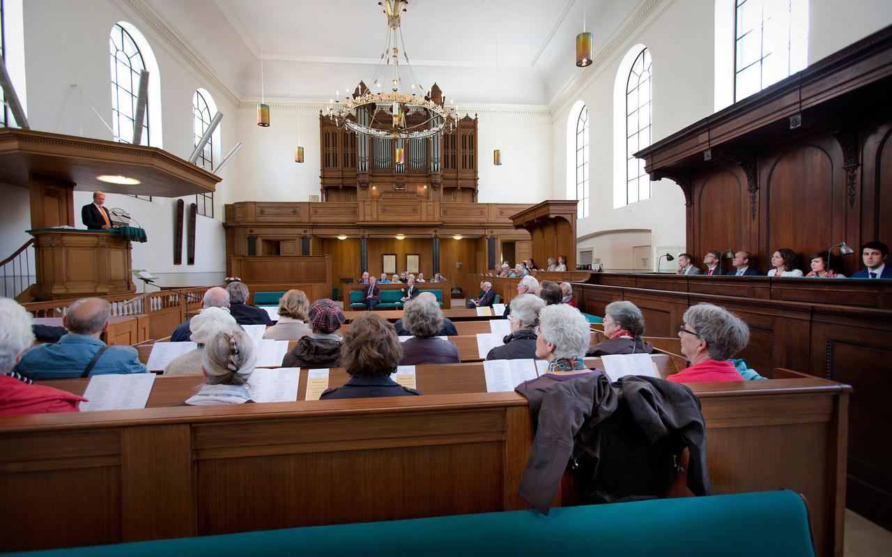 De residentiepauzedienst in de Waalse Kerk in Den Haag. 