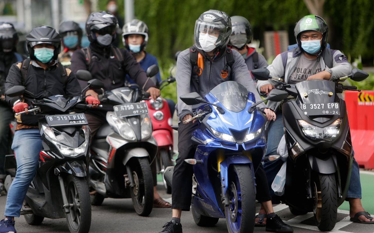 Indonesiërs verkiezen gemotoriseerd vervoer meestal boven de fiets. 
