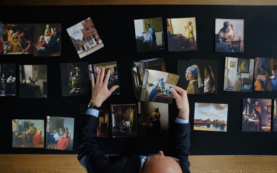 Volgens de laatste inzichten maakte Vermeer in zijn leven slechts 37 schilderijen.