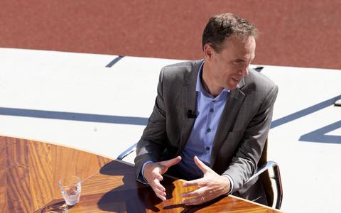 Hein Schumacher als directeur van FrieslandCampina tijdens een bijeenkomst van NOC*NSF  in het Olympisch Stadion.