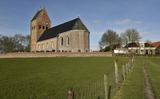 Zicht op de kerk van Wânswert.
