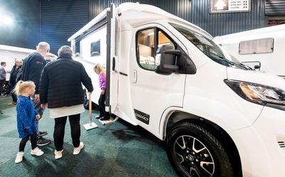 Bezoekers op de Caravana in het WTC Expo vorige week. 