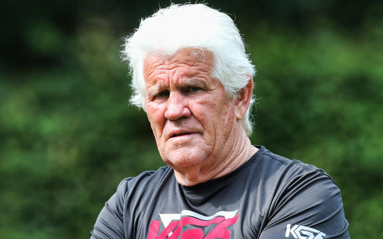 Rudy Koopmans wordt maandag 75 jaar. ,,Mijn moeder is 99 geworden. Ik word net zo oud.” Rudy Koopmans wordt maandag 75 jaar. ,,Mijn moeder is 99 geworden. Ik word net zo oud.”