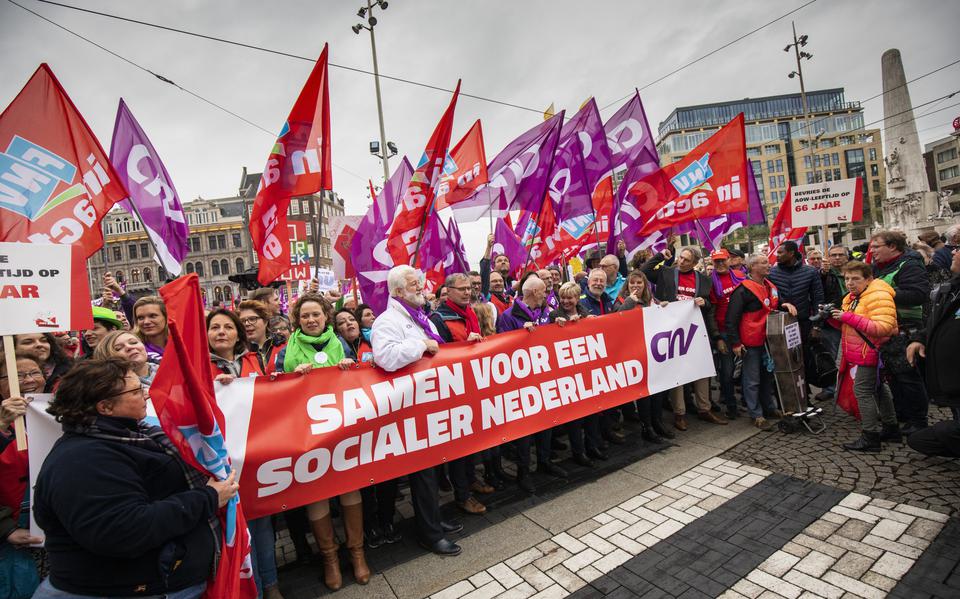 Protest in Amsterdam tegen ongelijkheid.