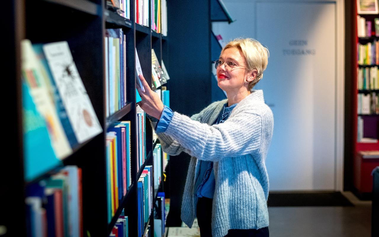Marjan Wielinga van boekhandel van der Velde in Drachten. Marjan Wielinga van boekhandel van der Velde in Drachten.
