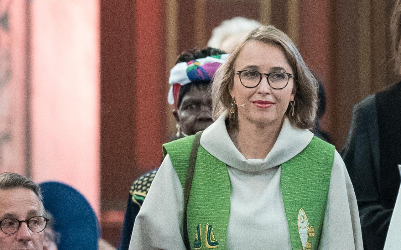 Ds. Margarithe Veen, hier op archiefbeeld tijdens de jubileumviering in Amsterdam in 2018 van de Wereldraad van Kerken. 