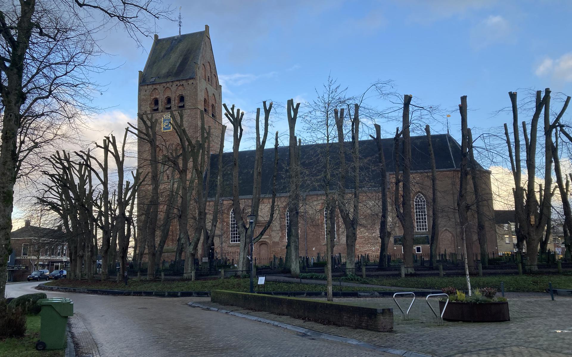 De Sint Vituskerk in Stiens (de tank is op deze foto niet te zien).