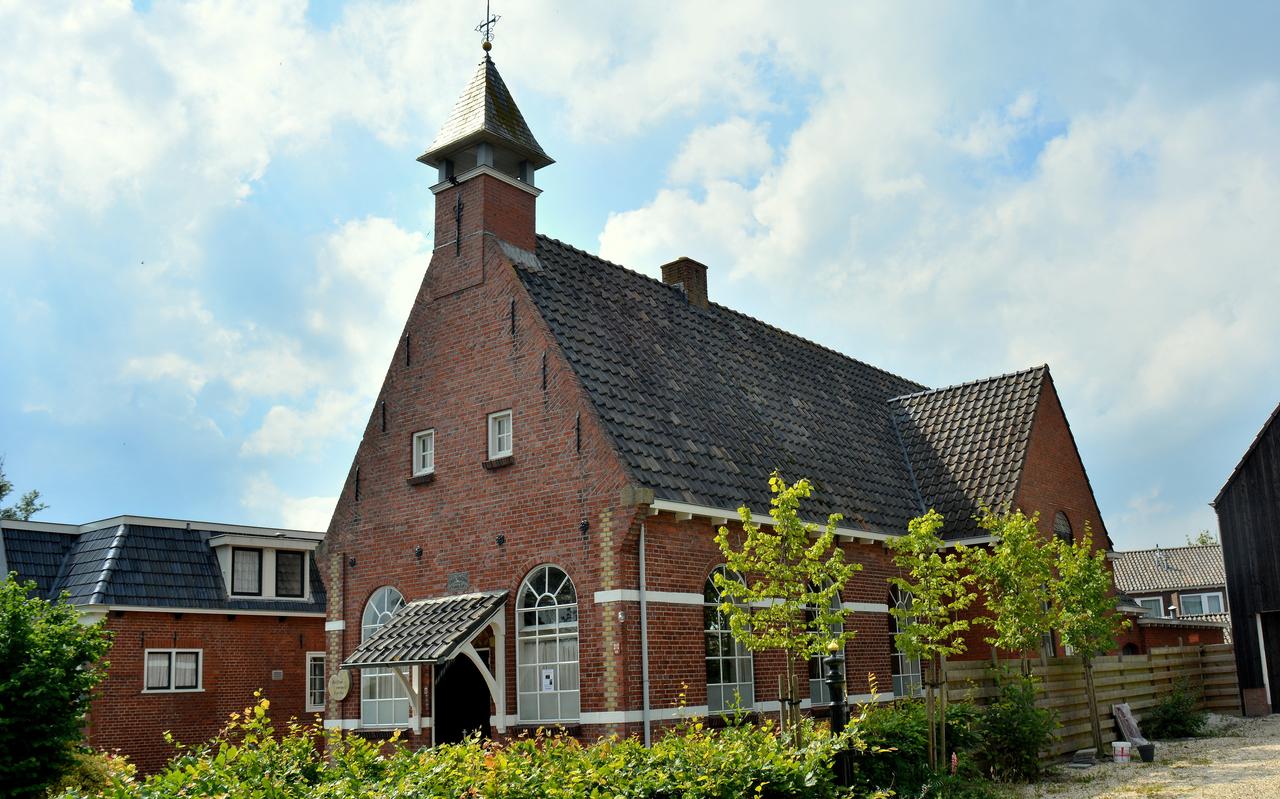 De Eben Haëzerkerk in Earnewâld. De Eben Haëzerkerk in Earnewâld.