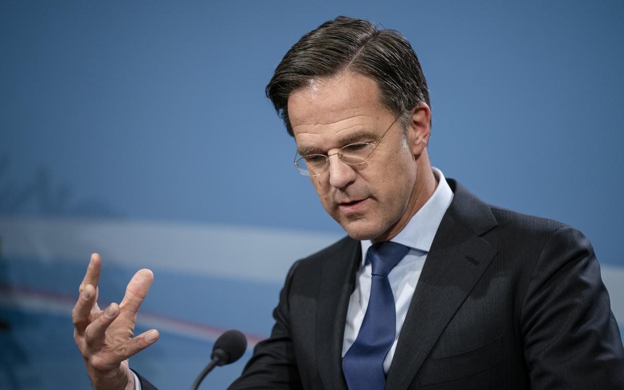 De kabinetten Rutte III en IV hebben het trendmatige, prudente en stringente begrotingsbeleid op de schroothoop bijgezet. De kabinetten Rutte III en IV hebben het trendmatige, prudente en stringente begrotingsbeleid op de schroothoop bijgezet.