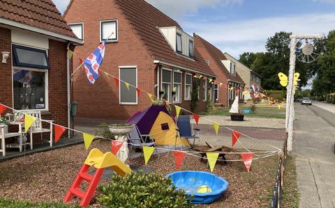 In verschillende tuinen zijn allemaal bouwsels gemaakt, bijvoorbeeld rond het campingthema. 