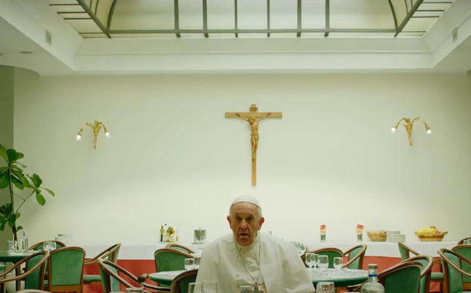Scène uit 'The Pope: Answers.'