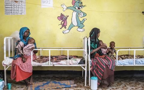 In Ethiopië is veel ondervoeding van pasgeborenen. 