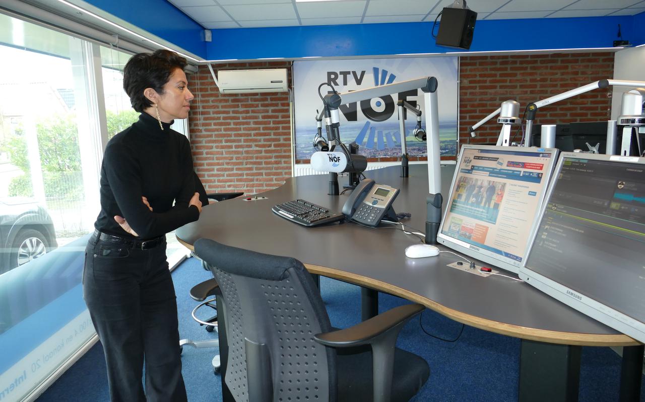 Staatssecretaris Gunay Uslu van Cultuur en Media op bezoek bij RTV NOF. 