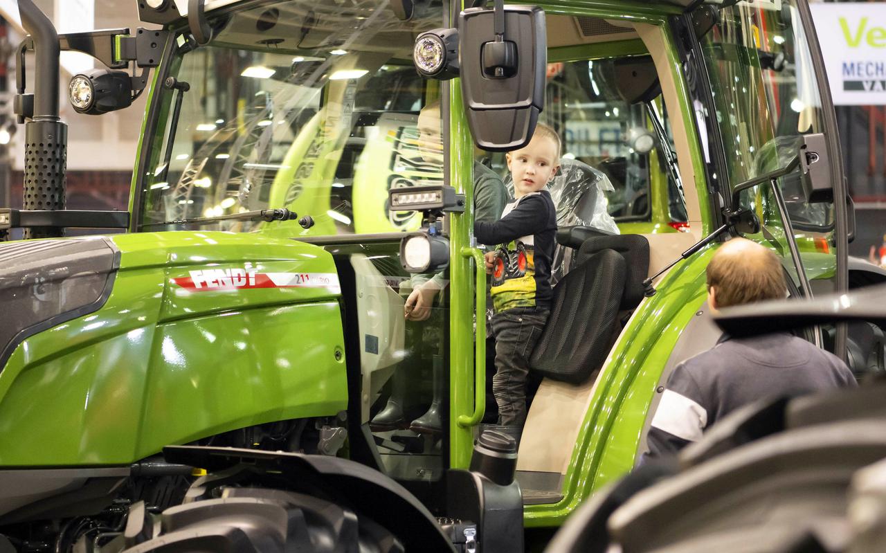 De machines worden groter en efficiënter is de trend op de Landbouwbeurs in het WTC Expo in Leeuwarden. 